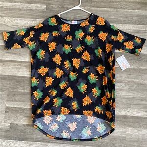 ❤️ 3/$15 Vibrant Black and Orange Floral Tee Short Sleeve C